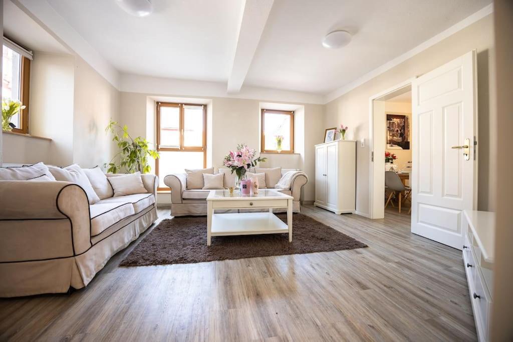 Villa Vanilla Im Burgdorf 11 P. Neidenstein エクステリア 写真